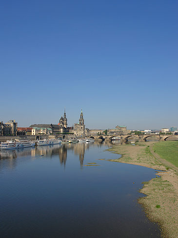 Blick über die Elbe Fotos