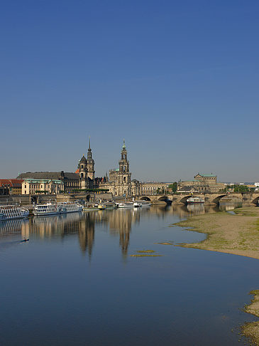 Foto Elbe vor dem Terrassenufer