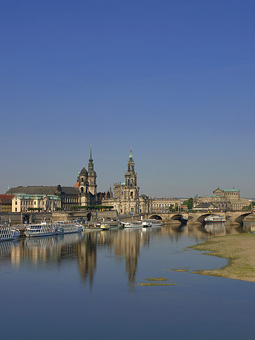 Fotos Elbe vor dem Terrassenufer