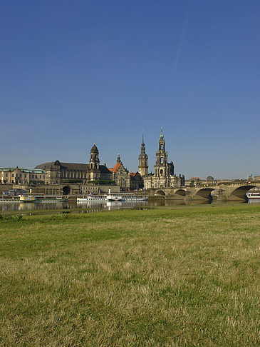 Foto Blick auf die Brühlsche Terrasse - Dresden