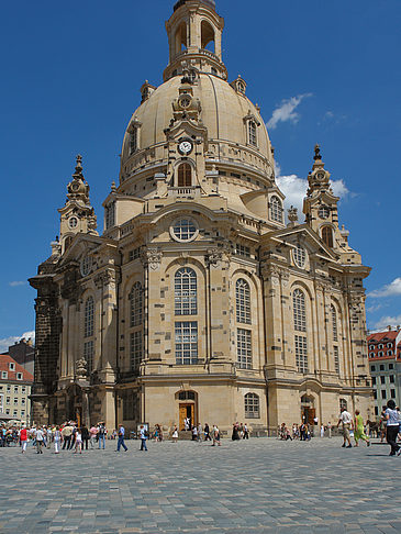 Frauenkirche und Lutherdenkmal