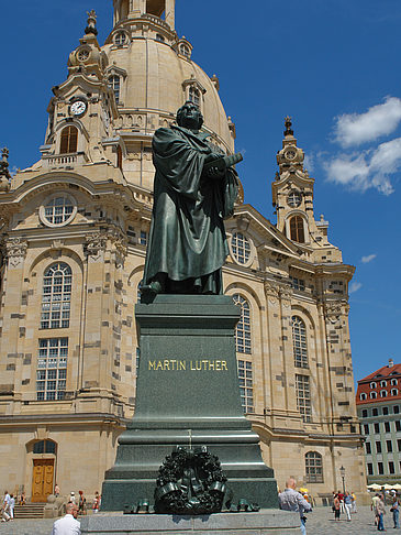 Frauenkirche und Lutherdenkmal