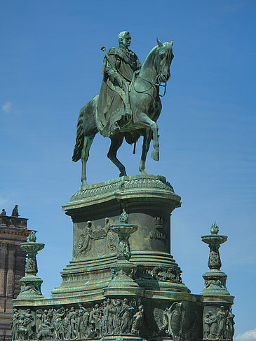König-Johann-Statue Fotos
