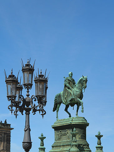 König-Johann-Statue Foto 
