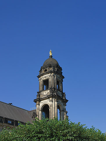 Fotos Dach des Gerichts