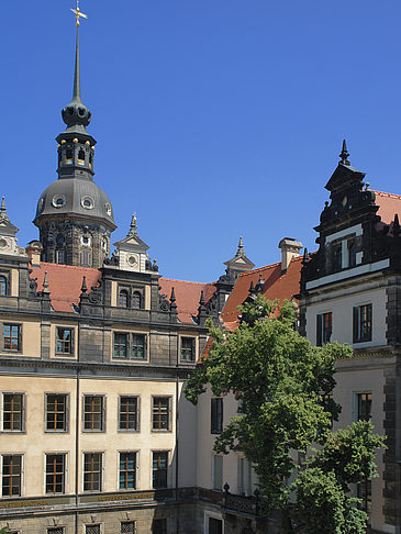Schloss aus Taschenbergpalais