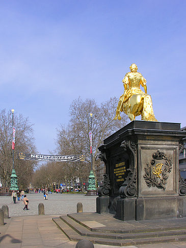 Goldener Reiter Fotos