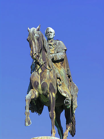 König Johann Denkmal Fotos