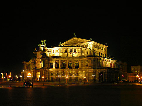 Fotos Semperoper bei Nacht