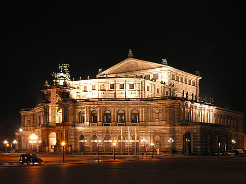 Fotos Semperoper bei Nacht