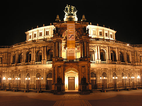 Fotos Semperoper bei Nacht | Dresden