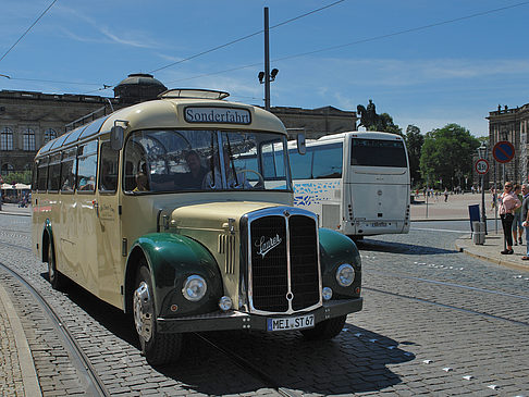 Fahrzeuge Fotos