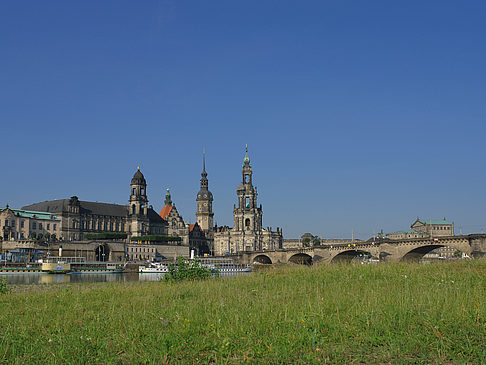 Foto Blick auf die Brühlsche Terrasse - Dresden
