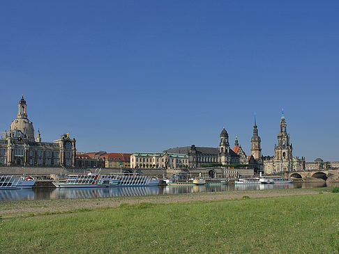 Foto Blick auf die Brühlsche Terrasse