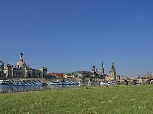 Blick auf die Brühlsche Terrasse Foto 