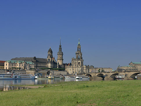 Foto Blick auf die Brühlsche Terrasse - Dresden
