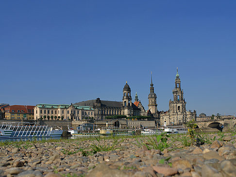 Foto Ufer Nahaufnahme - Dresden