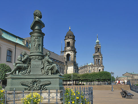 Ernst-Rietschel-Denkmal