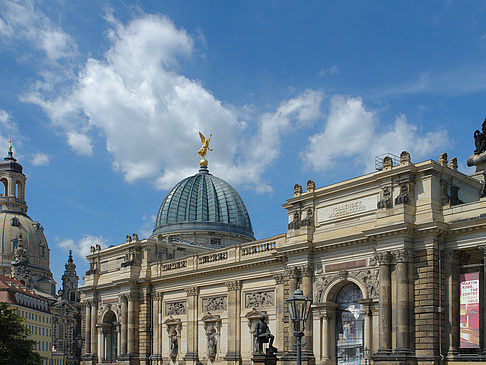 Foto Frauenkirche und Kunstakademie - Dresden