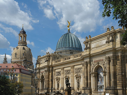 Frauenkirche und Kunstakademie