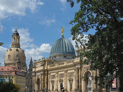 Frauenkirche und Kunstakademie Fotos