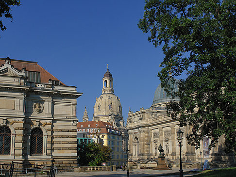 Frauenkirche und Kunstakademie