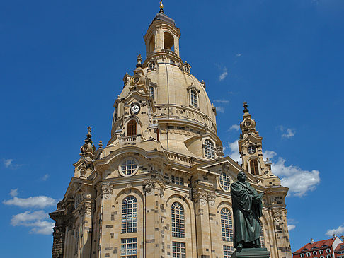 Frauenkirche und Lutherdenkmal Fotos
