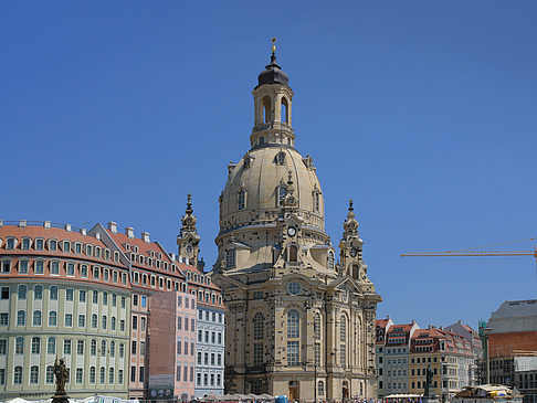 Frauenkirche mit Baustelle Foto 