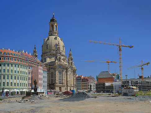Frauenkirche mit Baustelle