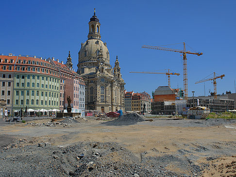 Frauenkirche mit Baustelle Foto 
