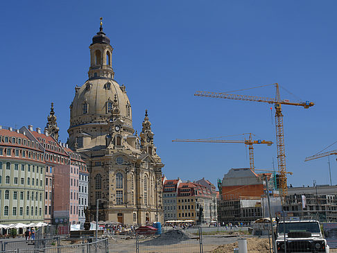 Frauenkirche mit Baustelle Foto 