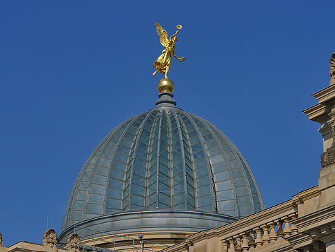 Kunstakademie Fotos