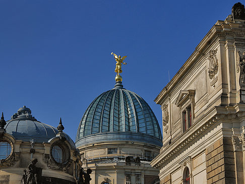 Kunstakademie Fotos
