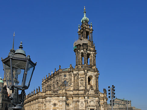 Hofkirche mit Laterne Fotos