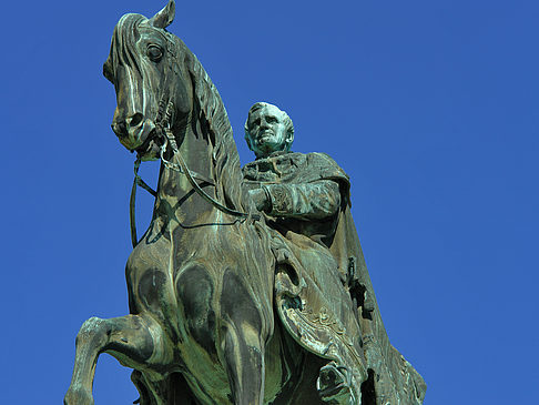 König-Johann-Statue