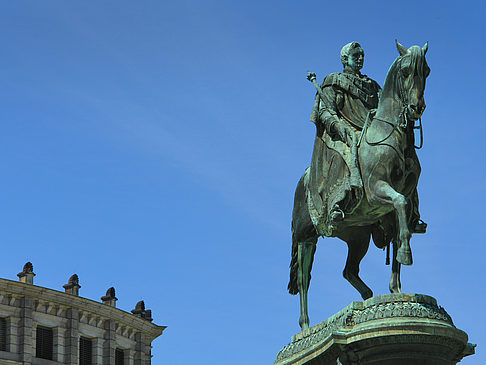 Fotos König-Johann-Statue