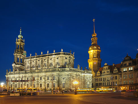 Foto Schloss und Hofkirche nachts - Dresden