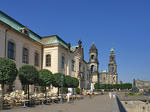 Foto Sekundogenitur