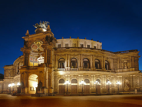 Foto Semperoper bei Nacht