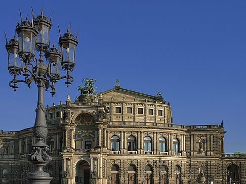Fotos Semperoper mit Laterne | Dresden