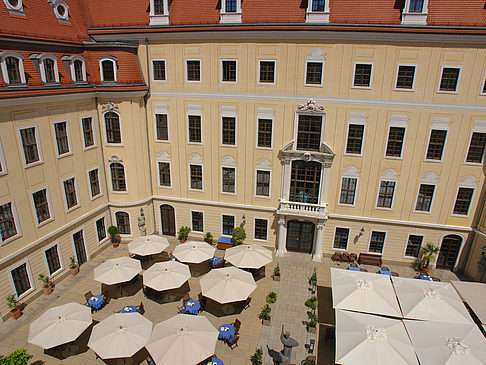 Innenhof des Taschenbergpalais Foto 