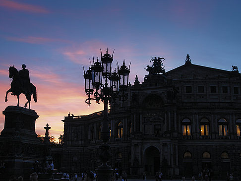 Fotos Theaterplatz abends | Dresden