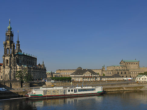 Fotos Blick auf den Theaterplatz