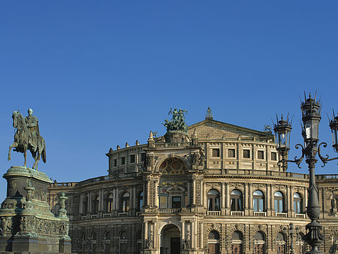 Theaterplatz
