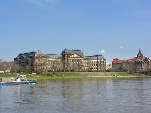 Fotos Finanzministerium | Dresden