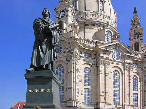 Foto Martin Luther Denkmal an der Frauenkirche