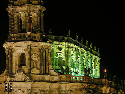 Fotos Hofkirche bei Nacht