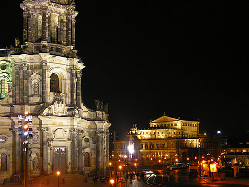 Hofkirche bei Nacht Foto 