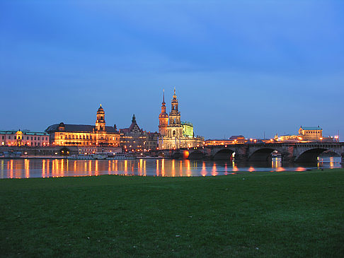 Foto Hofkirche bei Nacht - Dresden