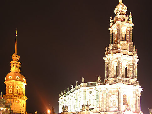 Foto Hofkirche bei Nacht
